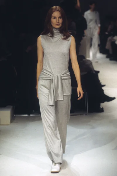 Look 19